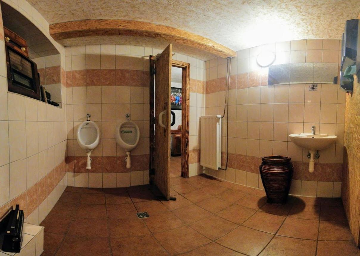 Hostel Doupe Humpolec Ngoại thất bức ảnh